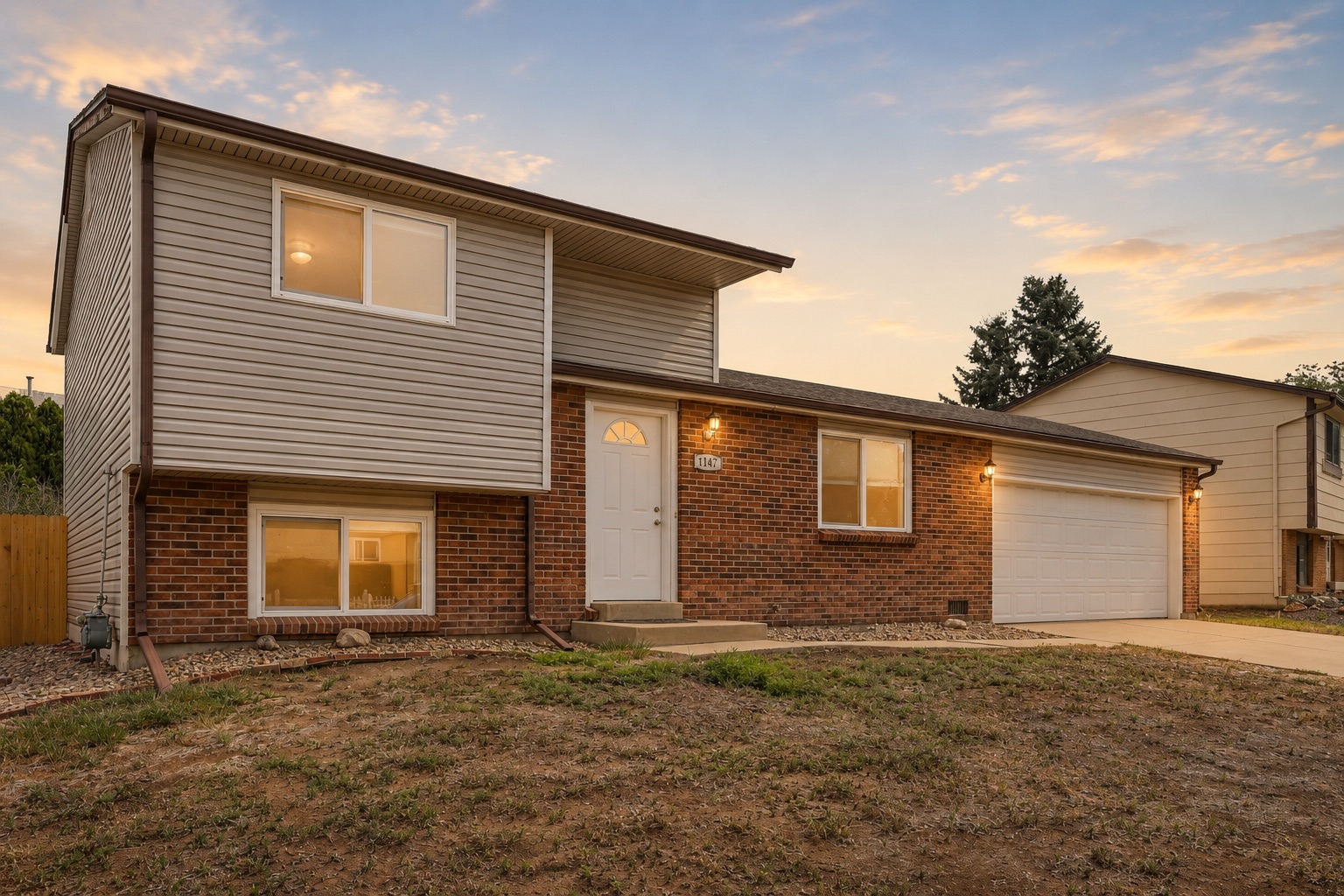 Exterior of 1147 W 95th Pl